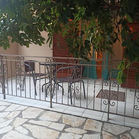 Erminia Studios Mousata Exterior photo